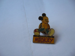 PIN'S PINS PIN PIN’s ピンバッジ  LE JOURNAL DE MICKEY - Disney