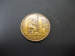 Penning - Monnaie De Bruxelles An 1910 - Souvenir-Medaille (elongated Coins)