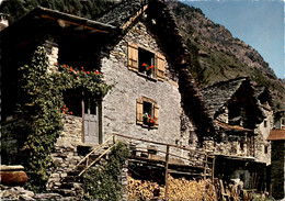 Sonogno - Valle Verzasca (5632) * 28. 7. 1965 - Verzasca