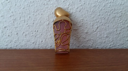 ACHAT IMMEDIAT;;;; BROCHE DECI-DELA - OBJET PUBLICITAIRE NINA RICCI - Accessoires