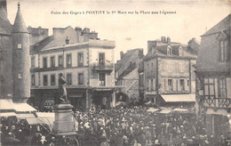 56-PONTIVY-FOIRE DES GAGES A PONTIVY- LE 1ER MARS SUR LA PLACE AUX LEGUMES - Pontivy