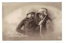 DG1996 - FAMOUS 1910 - '20 CHILDMODEL & FRIEND In A SNOW SCENE - Portraits