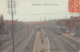 CPA 02 TERGNIER INTERIEUR DE LA GARE (cpa Toilée - Other & Unclassified