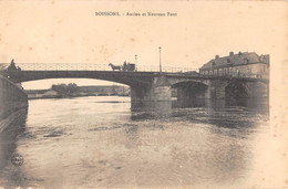 CPA 02 SOISSONS ANCIEN ET NOUVEAU PONT - Soissons