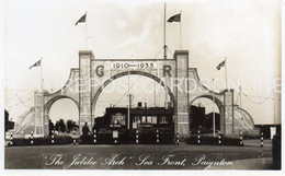 THE JUBILEE ARCH SEA FRONT PAIGNTON OLD R/P POSTCARD DEVON - Paignton