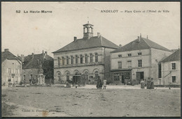 Andelot - Place Cérès Et L'Hôtel De Ville - Cliché A. Pourtoy - Voir 2 Scans - Andelot Blancheville