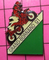 SP18 Pin's Pins / Beau Et Rare / THEME : MOTOS / MOTO CROSS GRAND BORNAND Pour Les Gros Bornés - Motos