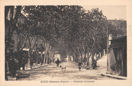 CPA 04 RIEZ GRANDE AVENUE - Other & Unclassified