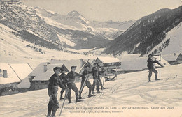 CPA 05 SKIEURS DU 159e AUX CHALETS DU LANS PIC DE ROCHEBRUNE CASSE DES OULES - Autres & Non Classés