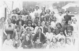 CPA 06 NICE CARTE PHOTO REPRESENTANT DES JEUNES FILLES DANS LE CENTRE DE NICE (voir Verso - Sonstige & Ohne Zuordnung