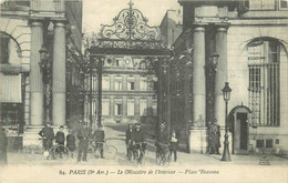 PARIS - Le Ministère De L'intérieur, Place Beauvau. - Arrondissement: 08