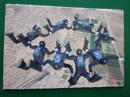 Carte Postale Parachutisme  à Maubeuge Skydiving Paracadutismo Fallschirmspringen Paracaidismo Parachutespringen - Parachutting