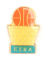 Pin's EEKA - Panier Et Ballon De Basket - Club à Identifier - K393 - Basketball