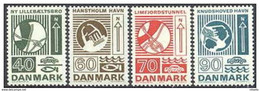 LOTE 2208  ///   DINAMARCA 1972    N° 532/535 **MNH       LIQUIDATION!!!!!!! - Ungebraucht