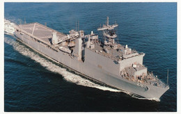 CPSM Photographique - USS ASHLAND (LSD 48) - Dock Landing Ship - Guerre
