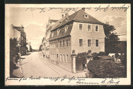 AK Colditz I. Sa., Bahnhof-Strasse Mit Anwohnern - Colditz