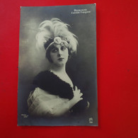 ROBINNE COMEDIE FRANCAISE FEMME MODE - Künstler