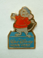 PIN'S WALT DISNEY HOME VIDEO - BERNARD - Disney