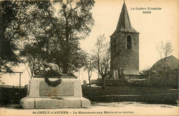 St Chély D'apcher * La Place Du Monument Aux Morts Et Le Clocher - Saint Chely D'Apcher