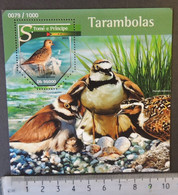 St Thomas 2015 Birds Plovers Tarambolas Eggs S/sheet Mnh - Feuilles Complètes Et Multiples