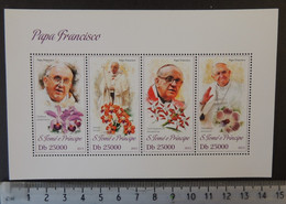 St Thomas 2013 Pope Francis Religion Flowers Orchids M/sheet Mnh - Full Sheets & Multiples