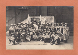 ENFANT KIND CHILD NIÑO - CARTE PHOTO - GROUPE ENFANTS DEGUISES EN CHINOIS CARNAVAL FANCY FAIR ? NEUVE - Carnaval