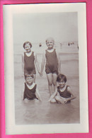 VEULES LES ROSES CARTE PHOTO GROUPE 4  ENFANTS  GARCON FILLES A LA PLAGE - Veules Les Roses