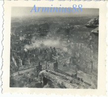France, 1940 - Amiens, Somme - Vue Aérienne Depuis La Cathédrale Notre-Dame Sur Les Rues Flatters & André - Wehrmacht - Krieg, Militär