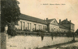 Manot * Maisons D'écoles * Mairie * école Groupe Scolaire - Altri & Non Classificati