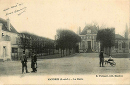 Mandres Les Roses * La Place De La Mairie * Hôtel De Ville - Mandres Les Roses