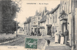 CPA 10 VENDEUVRE RUE DU CHAPON - Andere & Zonder Classificatie