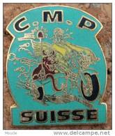 CLUB DES MOTARDS DE LA  POLICE GENEVE - SUISSE - C.M.P - VERT - SIDE CAR - POLIZEI - GENF - SCHWEIZ - MOTO    - (BLEU) - Policia