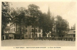 Pont Croix * école Institution St Vincent , La Cour Des Grands - Pont-Croix