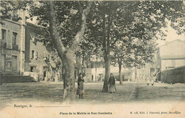 Bessèges * Place De La Mairie Et Rue Gambetta * Café Du Centre - Bessèges