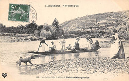 Saint-Maurice      63         L'Allier A Sainte Marguerite.  Un Groupe Dans Une Barque         (voir Scan) - Other & Unclassified