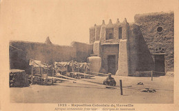 CPA 13 EXPOSITION COLONIALE DE MARSEILLE AFRIQUE OCCIDENTALE FRANCAISE GROUPE DE TISSERANDS (cpa Rare - Mostre Coloniali 1906 – 1922