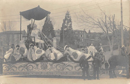 CPA 13 AIX EN PROVENCE CARTE PHOTO CHAR DU CARNAVAL - Aix En Provence