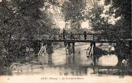 N°84079 -cpa Hery -le Pont Sur Le Serein- - Hery