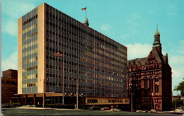Milwaukee Wisconsin City Hall And New Municipal Building - Milwaukee