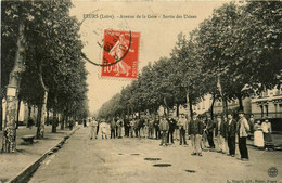 Feurs * Avenue De La Gare * Sortie Des Usines * Ouvriers - Feurs