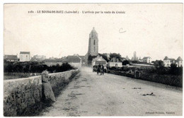 LE BOURG DE BATZ  L'arrivée Par La Route Du Croisic - Batz-sur-Mer (Bourg De B.)