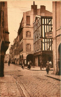 La Rochelle * La Vieille Ville * Rue Dupaty * Commerce Teinture Et Nettoyage - La Rochelle