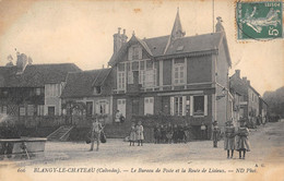 CPA 14 BLANGY LE CHATEAU LE BUREAU DE POSTE ET LA ROUTE DE LISIEUX - Autres & Non Classés