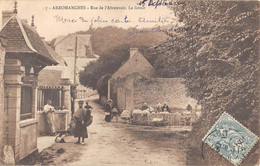 CPA 14 ARROMANCHES RUE DE L'ABREUVOIR LE LAVOIR - Arromanches