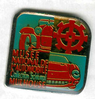 Pin's Voiture Musée De L'automobile Mulhouse Alsace Collection Schlumpf - Otros