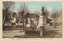 CPA FRANCE 79 "Secondigny, Le Monument Aux Morts" - Secondigny