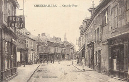 / CPA FRANCE 23 "Chenerailles, Grande Rue" - Chenerailles