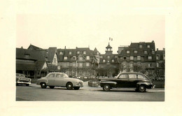 Deauville * 2 Automobiles Anciennes De Marque Type Modèle ? * Photo Ancienne - Deauville