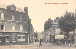 CPA 14 LIVAROT RUE COURBET (cpa Pas Courante - Livarot