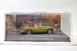 Fabbri - MGB MG L'Homme Au Pistolet D'Or 007 The Man With The Golden Gun Neuf NBO 1/43 - Norev